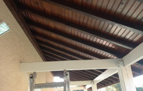 Peinture sur pergola avant